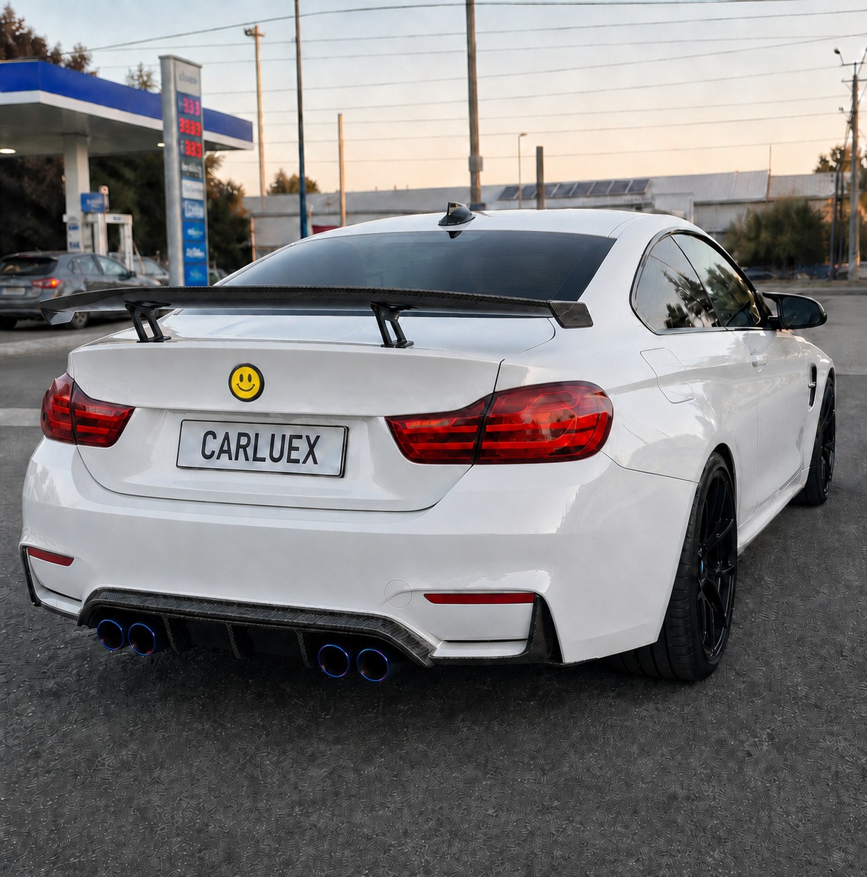 CARLUEX V1 on a white BMW F82 M4
